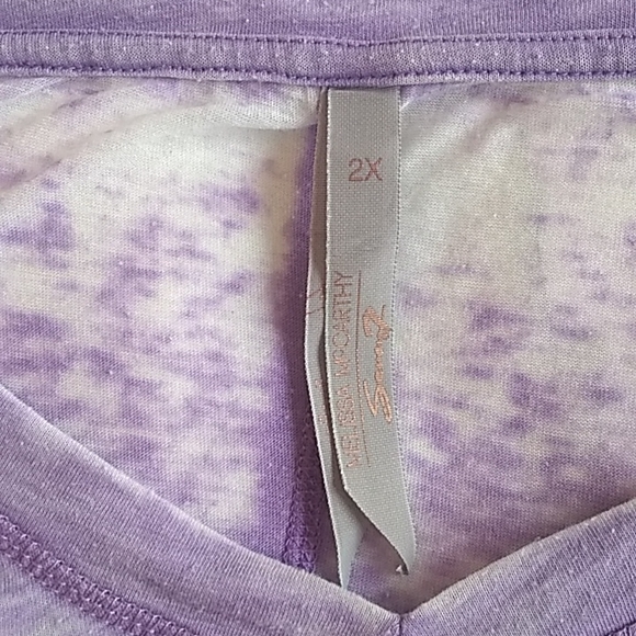 Short Sleeved, V-Neck, Light Weight Top - Picture 3 of 9